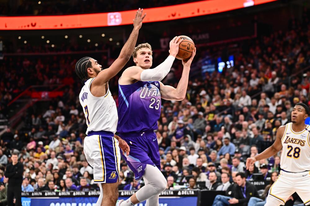 足首战的具 足首战的具