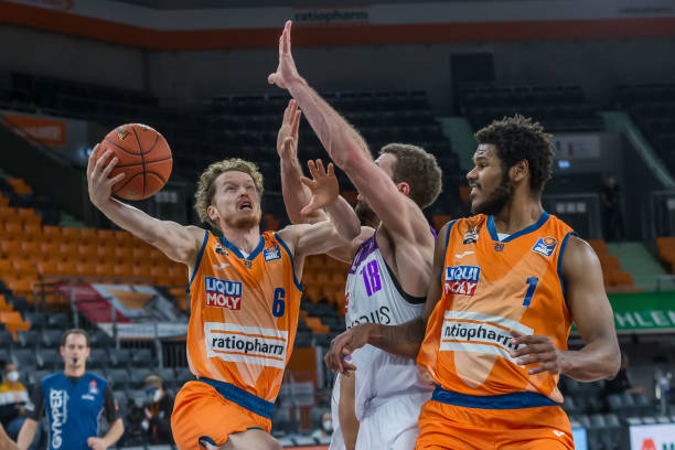 情绪共振 情绪共振